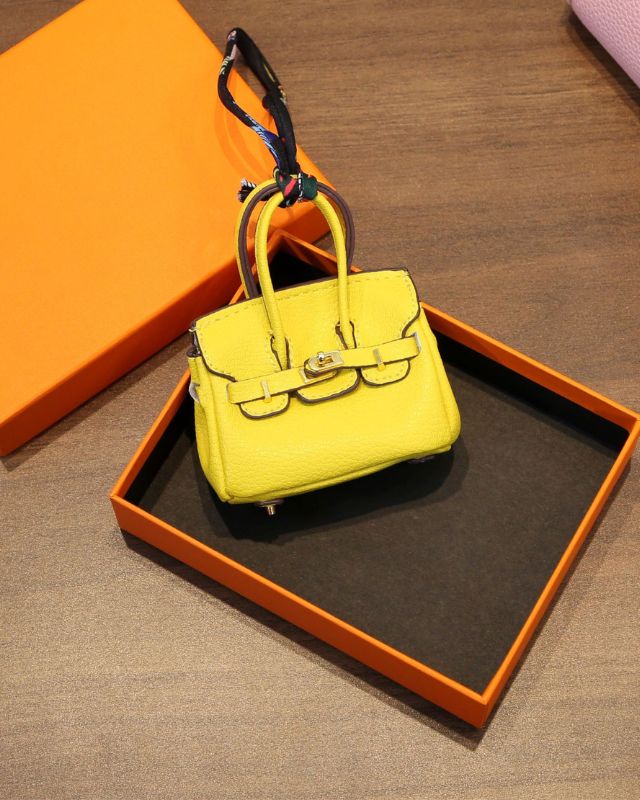 Le Mini Charm